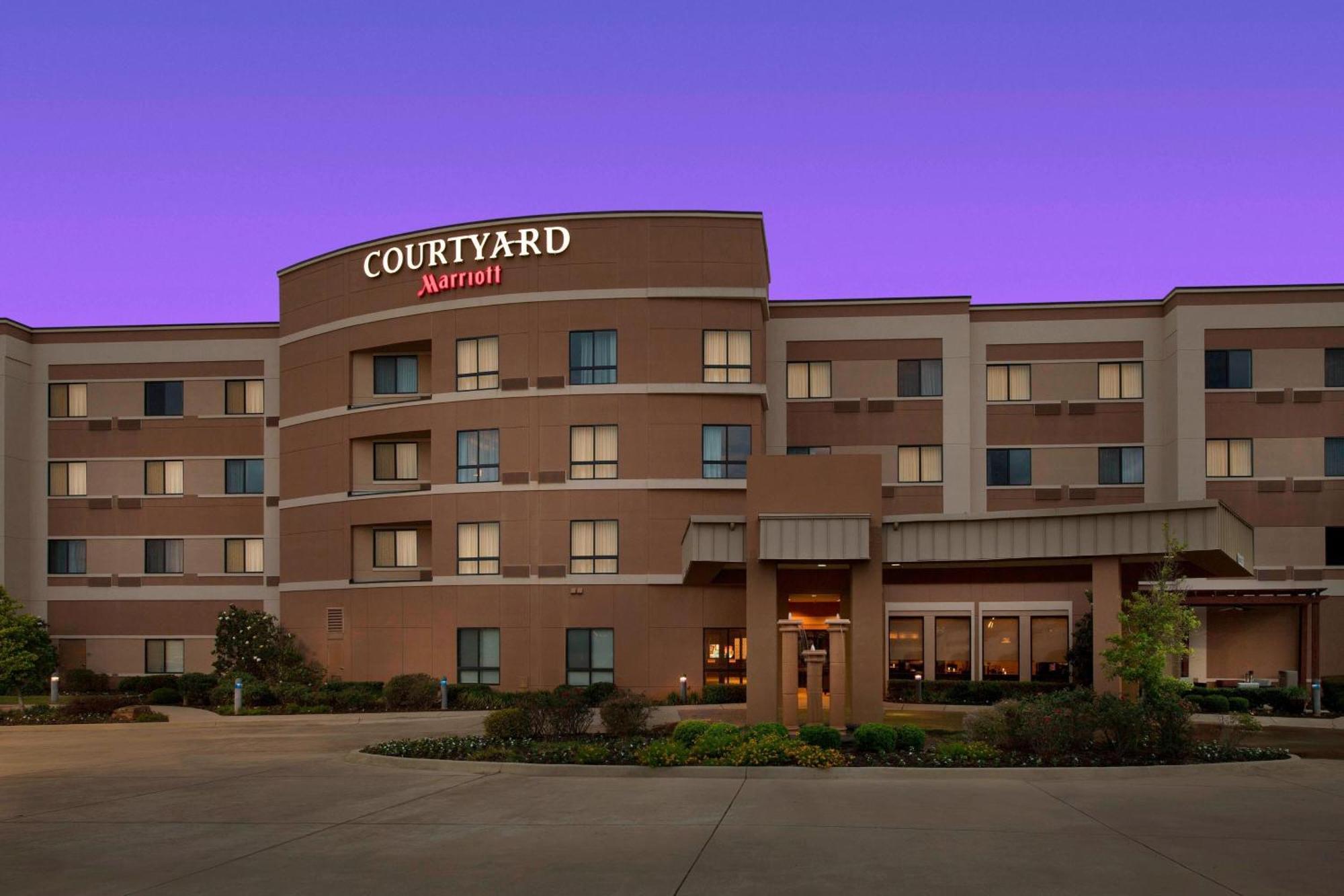 Courtyard By Marriott Tyler Hotel Buitenkant foto