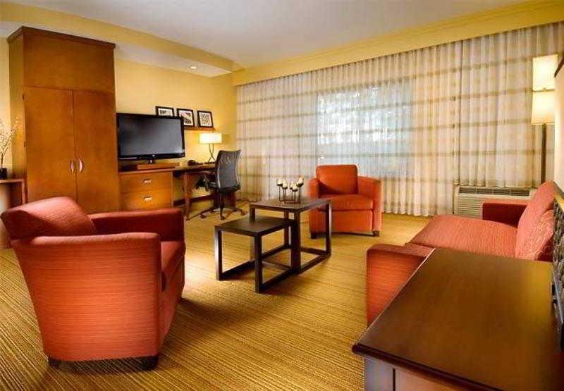 Courtyard By Marriott Tyler Hotel Kamer foto